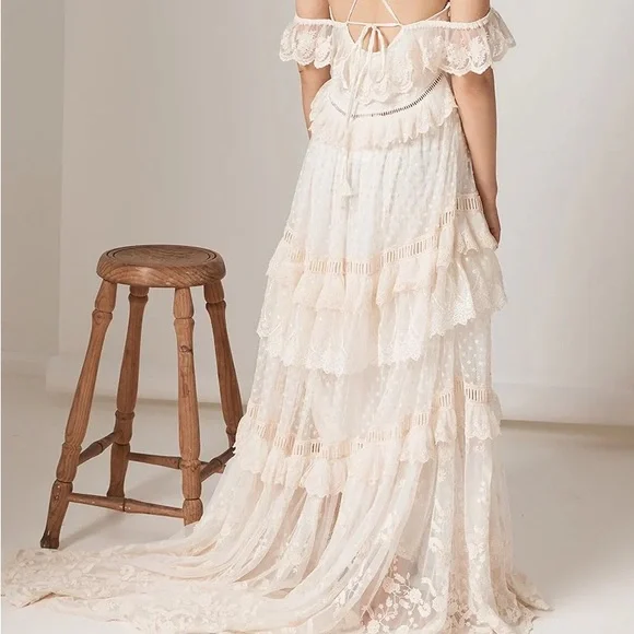 Spell Chloe Gown - Picture 4 of 16